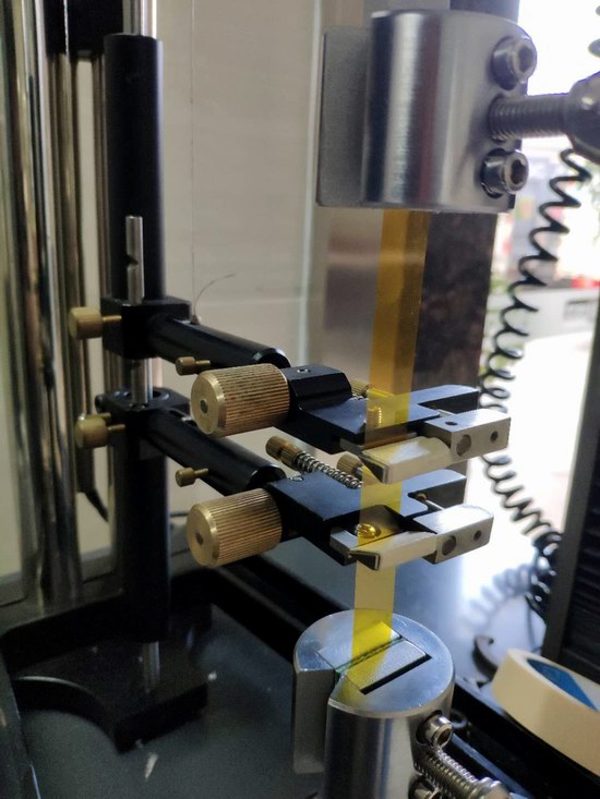 湖南工大（dà）特種薄膜拉伸試驗（yàn）方法2